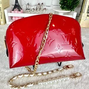 Louis Vuitton Vernis Leather in Red/ Magenta Pouch PM Crossbody Bag
